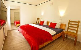 FEWO am Schwanseebad mit Garten - Ruhig, Familienfreundlich und Zentrumsnah